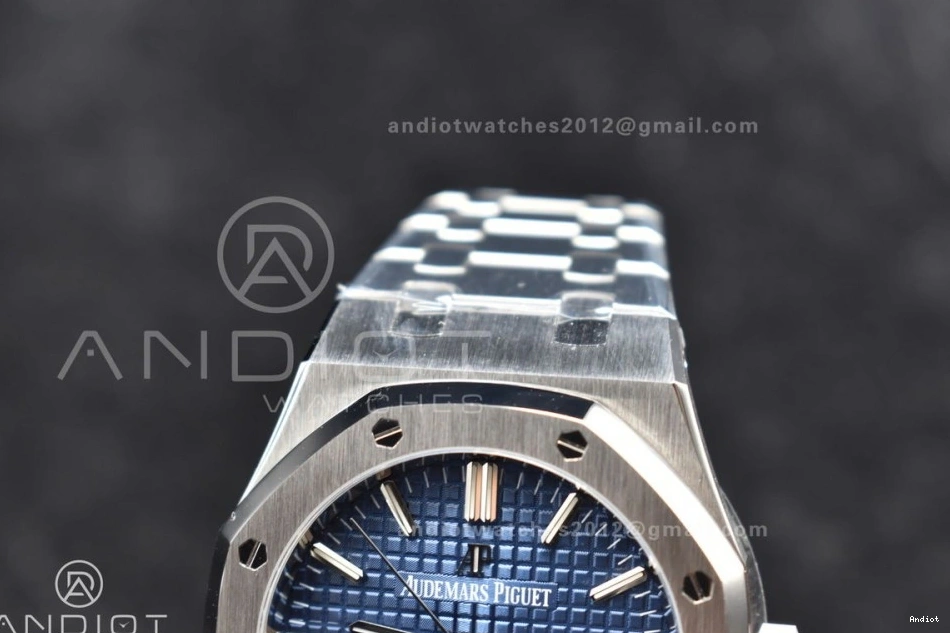 15450 on Best 1:1 Bracelet 37mm Edition Dial Clone Super Royal Blue SS SS ZF Textured Oak SA3120 0117